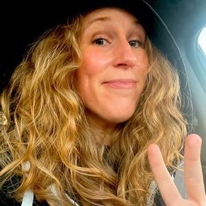 Meet your Posher, Whitney